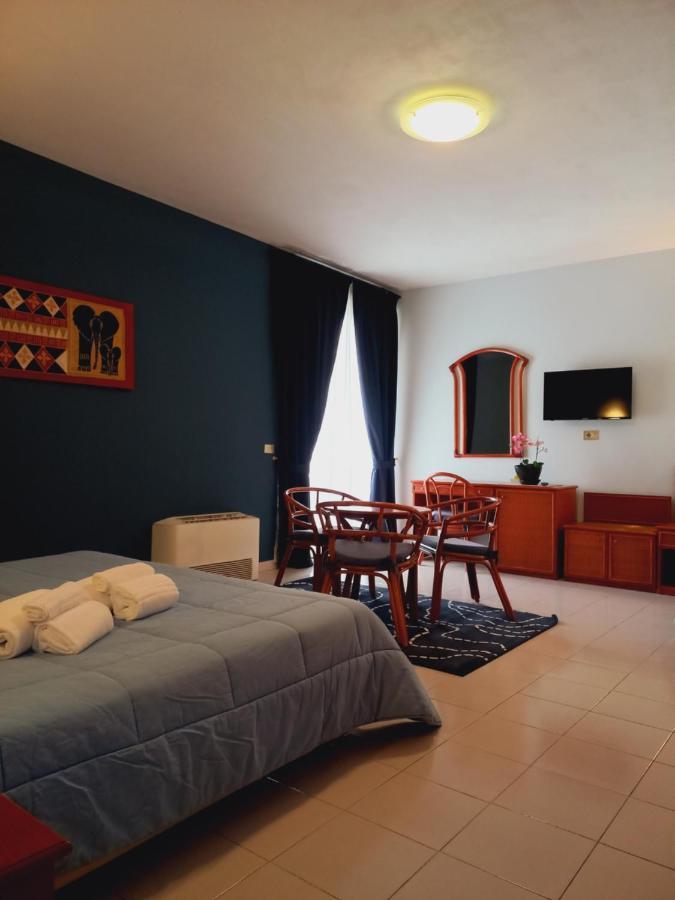 River Park Hotel Ameglia Exterior foto